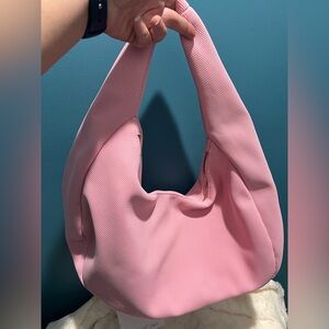 Shiraleah oversized hobo bag.